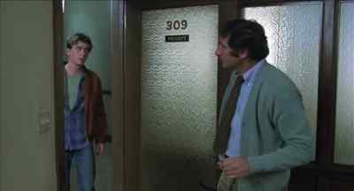 Hi. Come in.
It's OK. They all do that. - Ordinary People