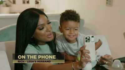 Hi, daddy.
We miss you. - The Real Housewives of Dubai