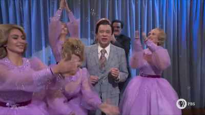 ‫Hi!
‫Darius, come on, now.
‫[ Applause ] - SNL50: The Anniversary Special