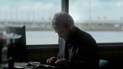 Hi, Ella. - Wallander