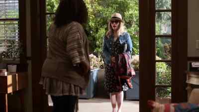 - Hi.
- Elsa. - Atypical