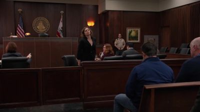 Hi, everyone. - Crazy Ex-Girlfriend