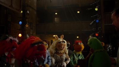 Hi guys Look it's Kermit just back from his afternoon stroll - Muppets Most Wanted
