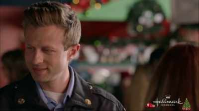 - Hi.
- Hey. How's, uh, how's business? - Christmas in Love