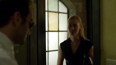 - Hi.
- Hey. - Marvel's Daredevil