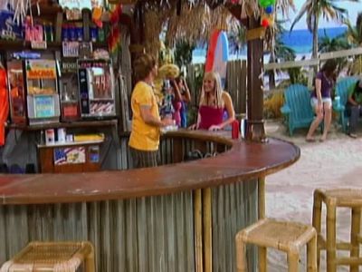 - Hi.
- Hey. - Hannah Montana