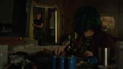 - -Hi.
- -Hey. - Dark Matter