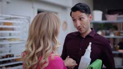 Hi, hi! I need to file
a missing person's report. - The Proposal Spot