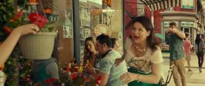 - Hi.
- Hi, it looks like you've got - Little Italy