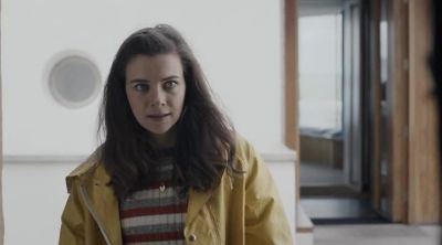- Hi!
- Hi. - Shetland