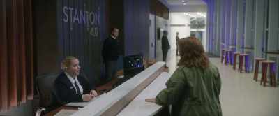 -Hi.
-Hi. Uh, I'm here to see Emily Stanton. - Thunder Force