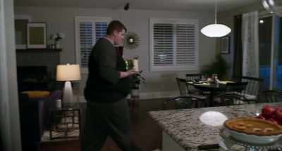 Hi, honey, dinner will be
in about ten minutes. - Butter