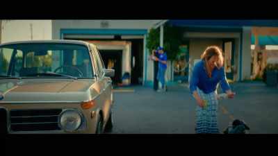 - Hi, honey. It's Mom. - Katie's Mom