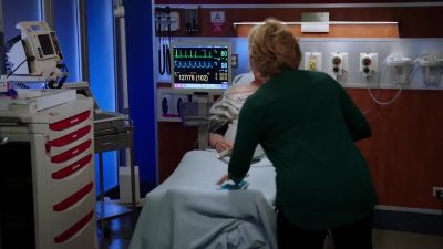 Hi, honey. - Chicago Med