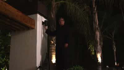 Hi, honey. - Modern Family