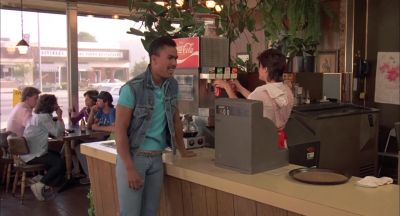 Hi Hope you didn't come here to eat - Breakin'