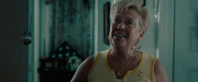 -Hi, how you doing?
- Good. How are you? - The Town