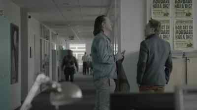 - Hi. I didn't think you'd come.
- You were right. - The Bridge