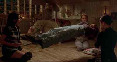 Hi. I got clean towels
for everyone. - The Craft