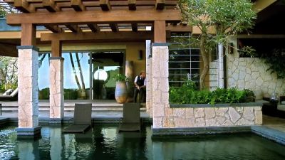 Hi, I got him. - Hawaii Five-0