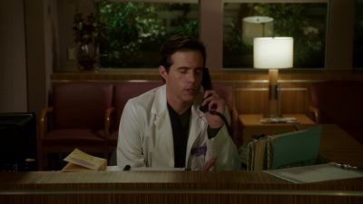 HI. I NEED TO SPEAK WITH
CARLOS SOLIS IMMEDIATELY. - Desperate Housewives