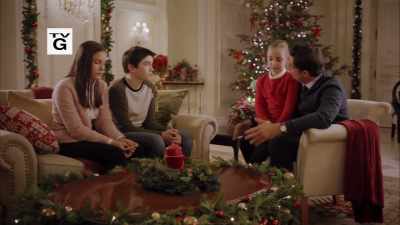 - Hi.
I want to say, "Ashley"? - Christmas in Vienna