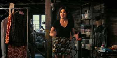 Hi, I'm Annie.
Sophia should be back any minute. - Girlboss