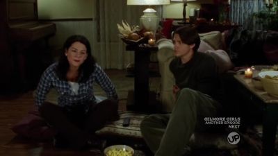 Hi. I'm back. - Gilmore Girls