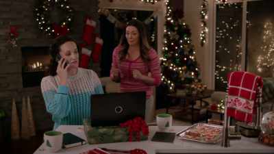 Hi. I'm calling from - Long Lost Christmas