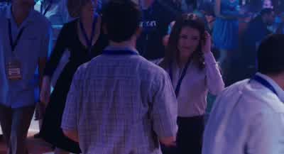 -Hi. I'm Dave. -I'm Natalie. - Up in the Air
