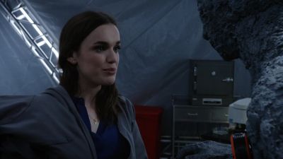 Hi. I'm Jemma Simmons. - Marvel's Agents of S.H.I.E.L.D.