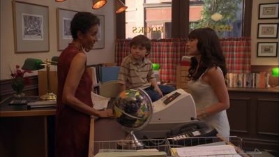 Hi. I'm looking for candace dale. - Ghost Whisperer