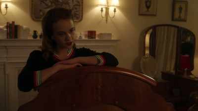 Hi, I'm looking
for miss popularity? - V.C. Andrews' Ruby