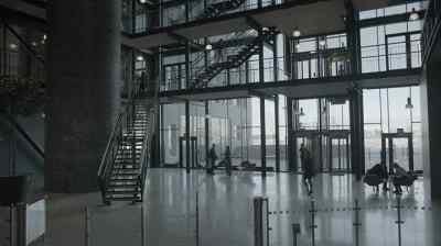 - Hi, I'm Mette Rohde.
- Sebastian Sandstrod. - The Bridge