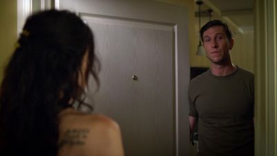 Hi. I'm Nancy. - Weeds