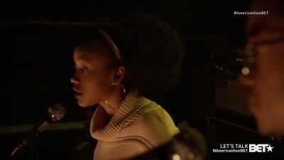 - Hi, I'm Simone.
- (microphone feedback) - American Soul
