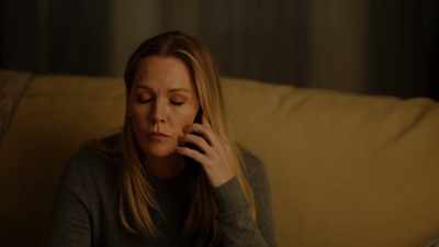- Hi, this is Lily, you know what to do, - Bad Influence