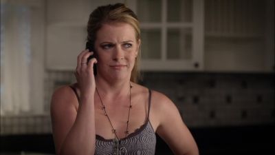 Hi is Is Monkey there - My Fake Fiancé