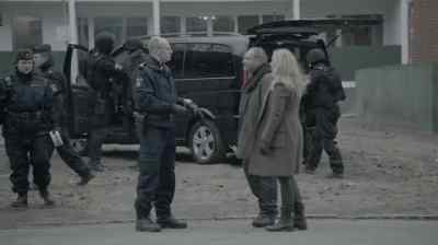 - Hi.
- Jesper Andersson is in. We're ready. - The Bridge