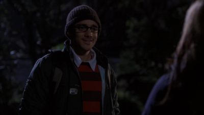Hi. Justin yates. - Ghost Whisperer