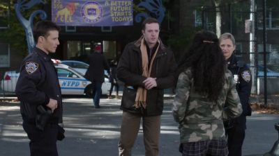 Hi, Lily. My name's Chris. - Blue Bloods