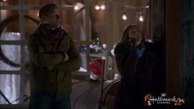 Hi, Mom? - Christmas Festival of Ice