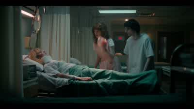Hi, Mom. - Stranger Things