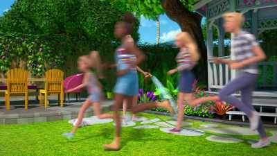 -Hi, Mom!
-Wait, huh? - Barbie: A Touch of Magic