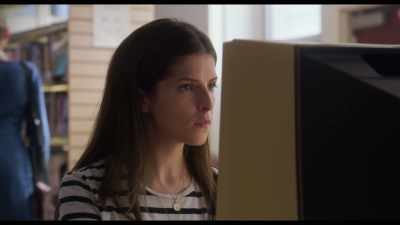Hi, moms, Stephanie here. - A Simple Favor