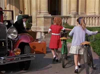 Hi, Mr. Asp. - Annie: A Royal Adventure