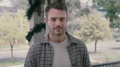 Hi, Mr. Gavin. I'm making
something new for you. - A Christmas in New Hope