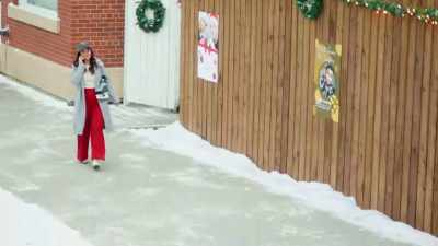 Hi, Mr. Morris. - Me and Mr. Christmas