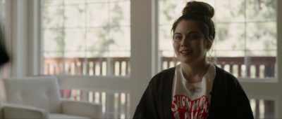 Hi. My name is Rebecca,
and I'm a superhost. - Superhost
