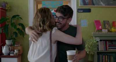 - Hi.
- Oh, you're like a man now. - I Used to Go Here